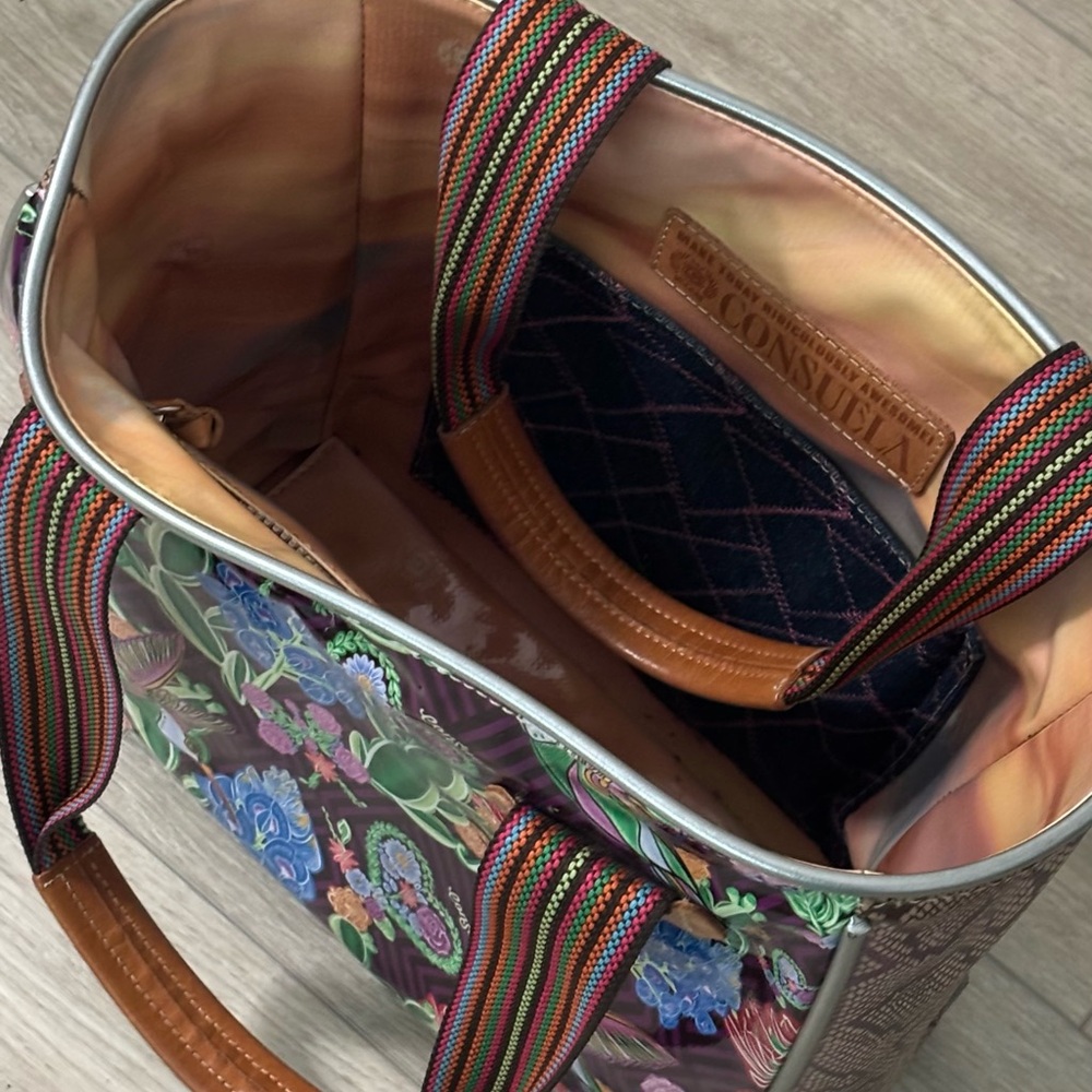 Lightly used Ruby Classic Tote by Consula